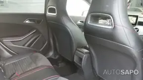 Mercedes-Benz Classe CLA 200 d AMG Line de 2015