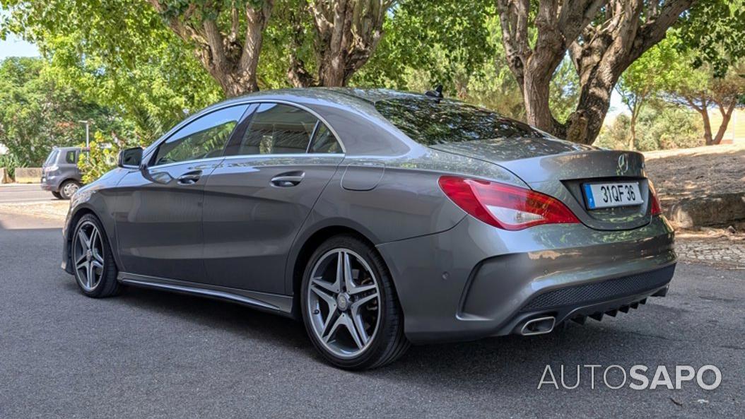 Mercedes-Benz Classe CLA 180 CDi AMG Line de 2015