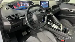 Peugeot 5008 1.2 PureTech Allure EAT8 de 2020