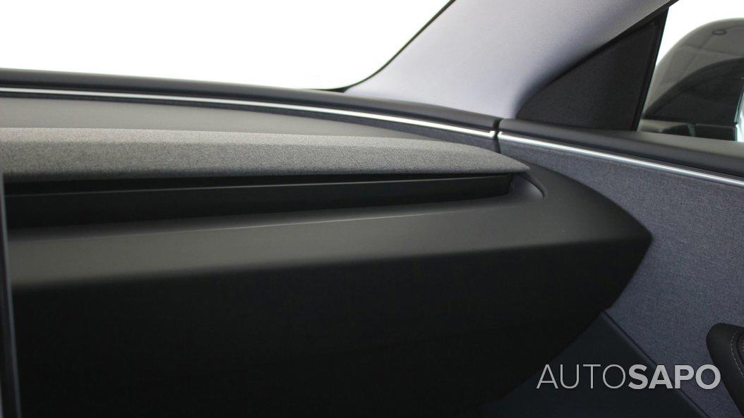 Tesla Model 3 de 2025