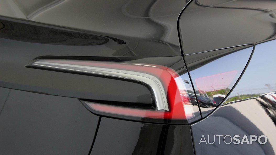 Tesla Model 3 de 2025