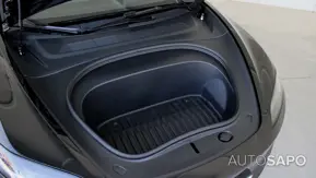 Tesla Model 3 de 2025