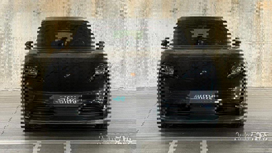 Porsche Taycan Cross Turismo de 2024