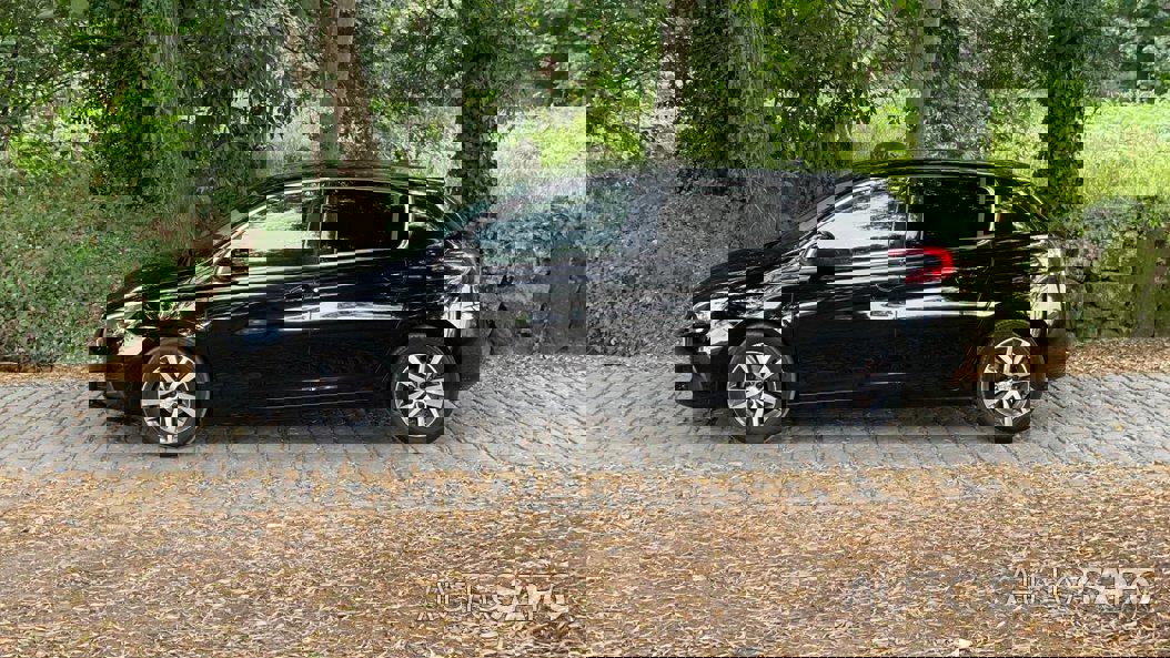Peugeot 308 1.2 PureTech Allure Pack EAT8 de 2020