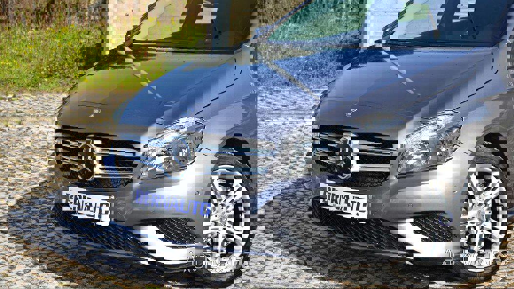 Mercedes-Benz Classe A 200 CDi B.E. Urban de 2013