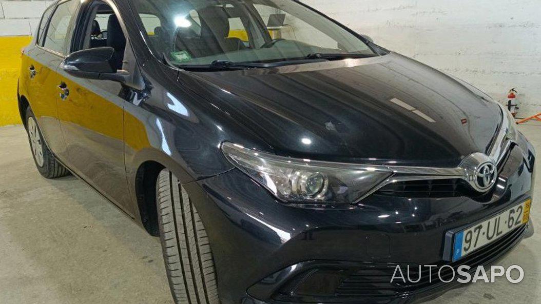 Toyota Auris 1.4 D-4D Active de 2018