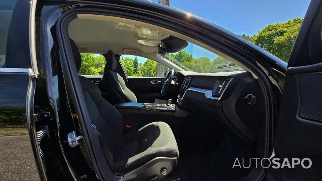 Volvo V60 2.0 T6 AWD TE Inscription Expression de 2021