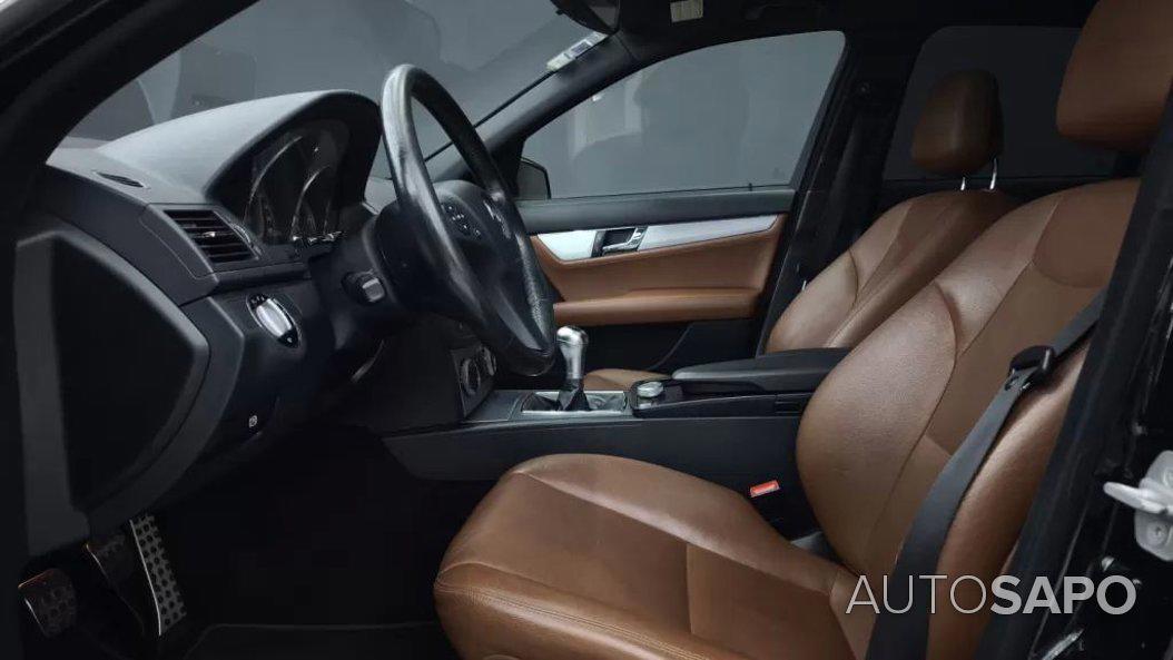 Mercedes-Benz Classe C 220 BlueTEC AMG Line de 2010