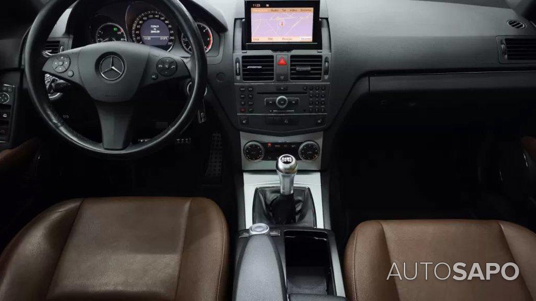 Mercedes-Benz Classe C 220 BlueTEC AMG Line de 2010