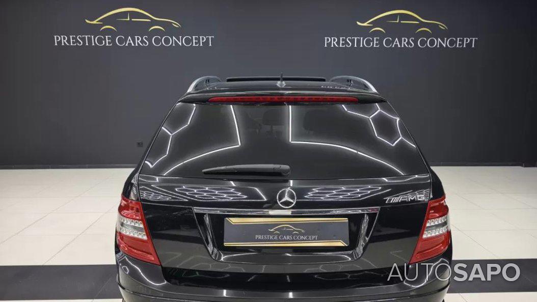 Mercedes-Benz Classe C 220 BlueTEC AMG Line de 2010