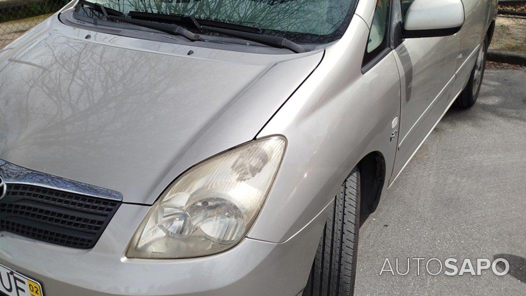 Toyota Corolla Verso 2.0 D-4D Sol TAE de 2002