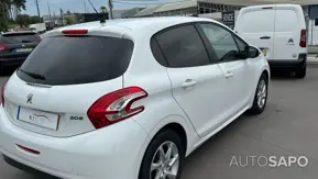 Peugeot 208 de 2015