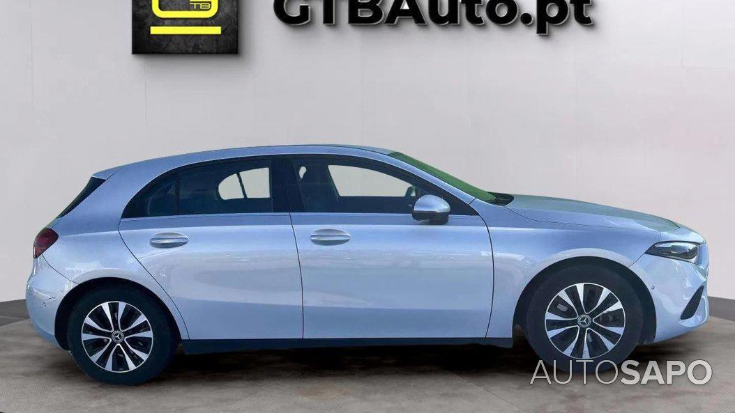 Mercedes-Benz 200 0 de 2023