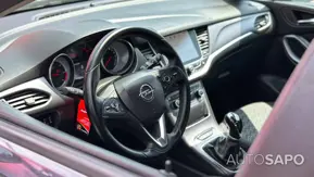 Opel Astra de 2016