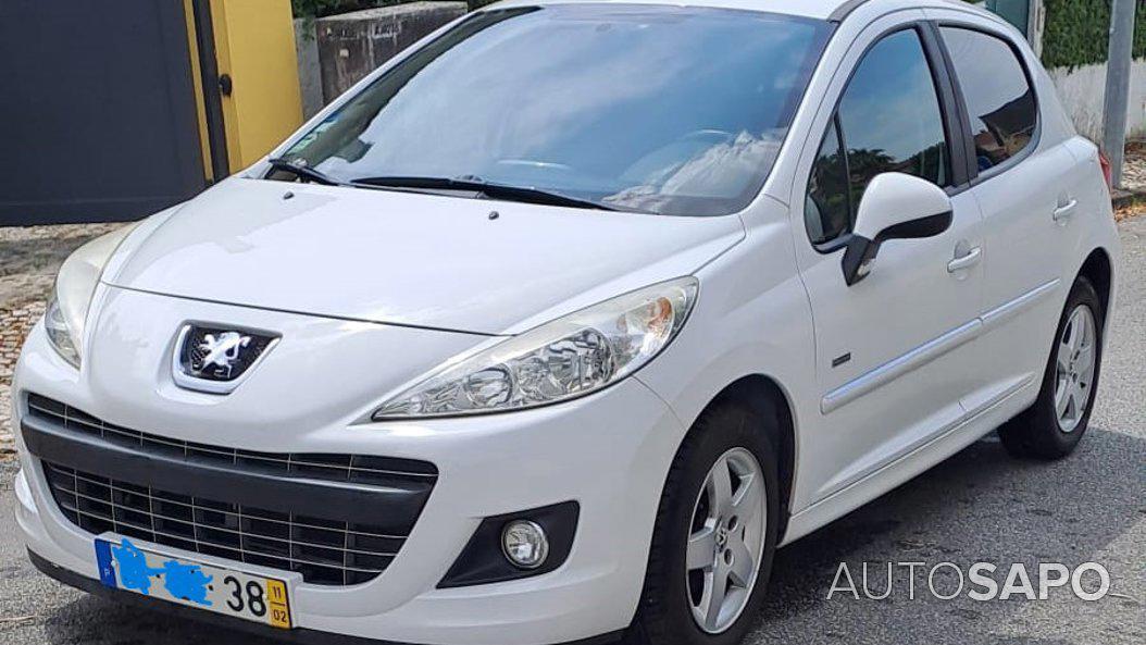 Peugeot 207 1.4 16V SE Sportium de 2011