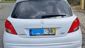 Peugeot 207 1.4 16V SE Sportium de 2011