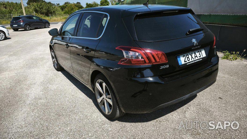 Peugeot 308 1.2 PureTech Allure de 2019