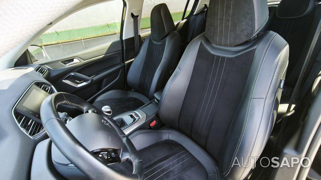 Peugeot 308 1.2 PureTech Allure de 2019