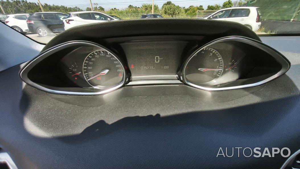 Peugeot 308 1.2 PureTech Allure de 2019