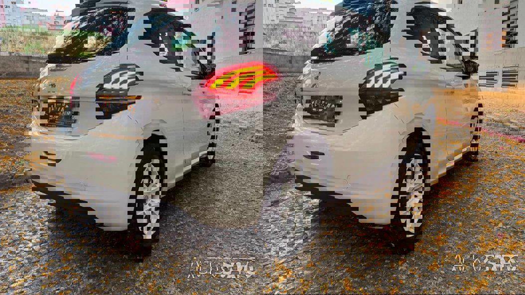 Peugeot 208 1.2 PureTech Active de 2016