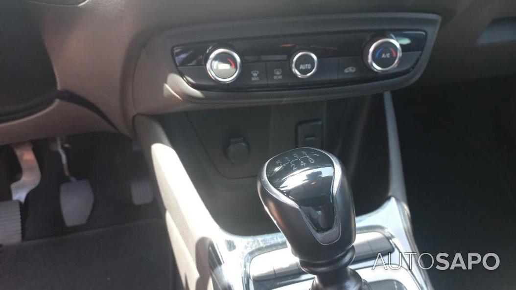 Opel Crossland 1.2 Business Edition de 2023