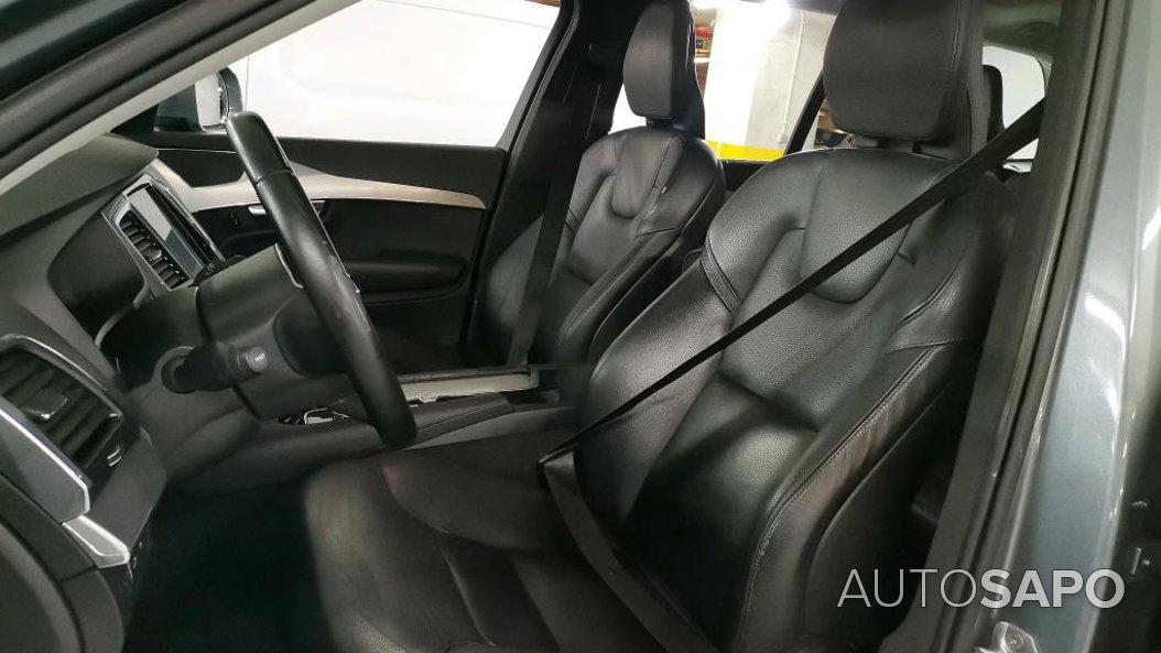 Volvo XC90 2.0 T8 Momentum AWD de 2019