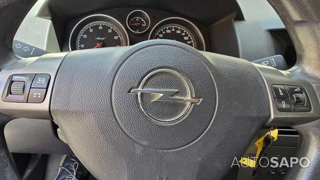 Opel Astra 1.4 Enjoy de 2006