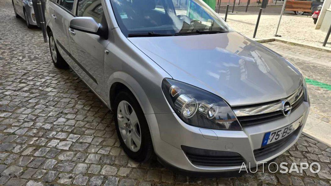 Opel Astra 1.4 Enjoy de 2006