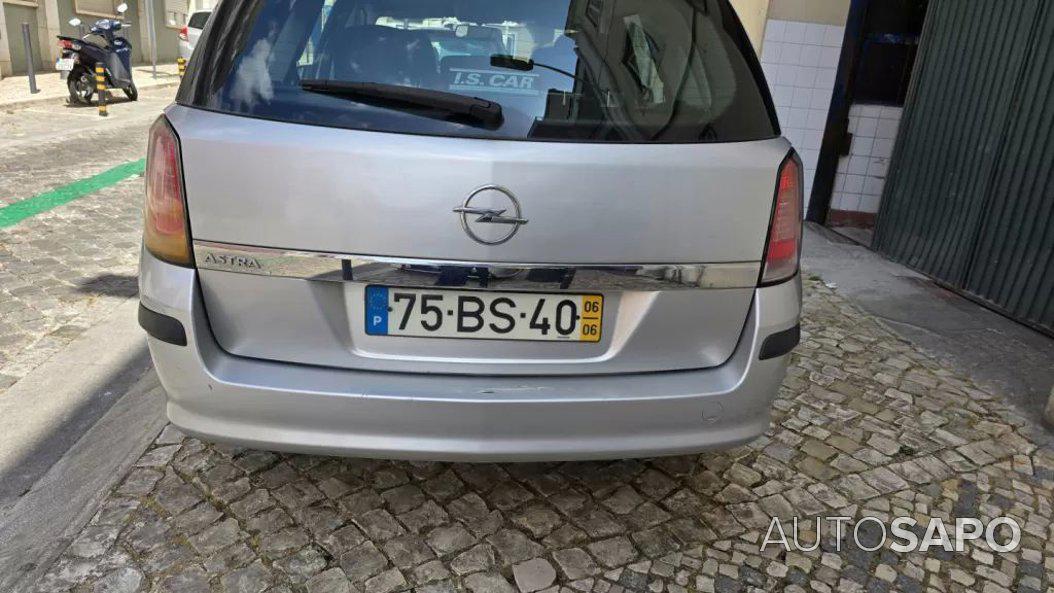 Opel Astra 1.4 Enjoy de 2006