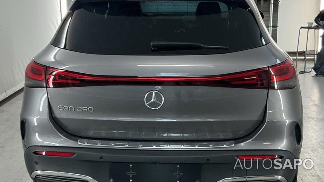 Mercedes-Benz EQA 250 AMG de 2022