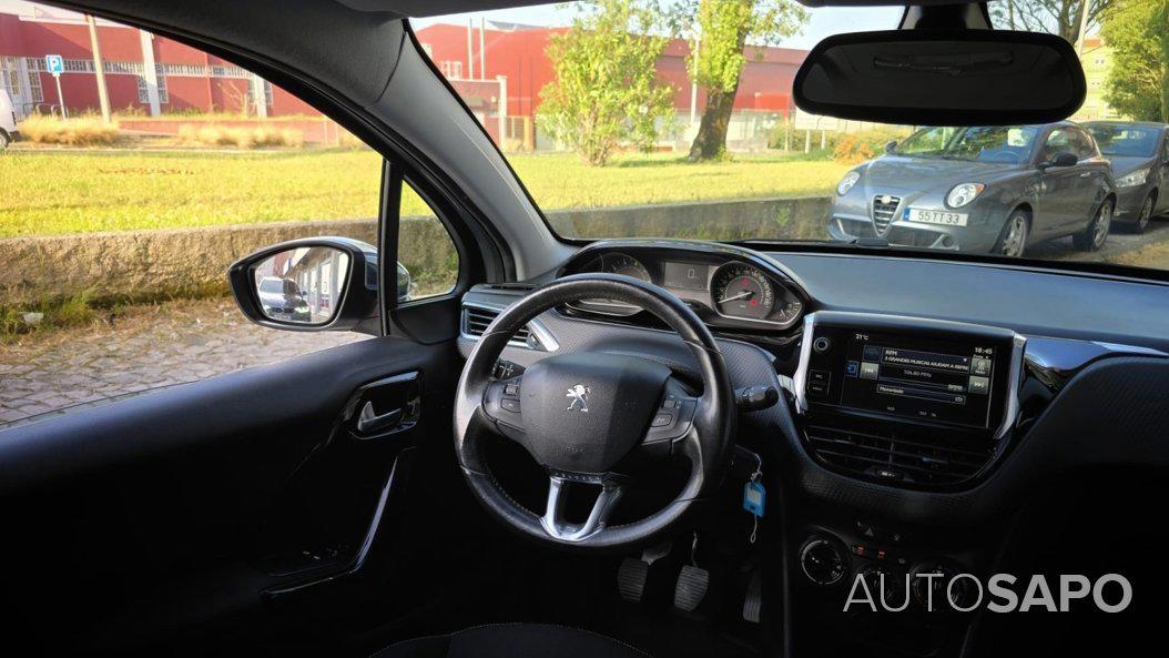 Peugeot 208 1.2 PureTech Style de 2017