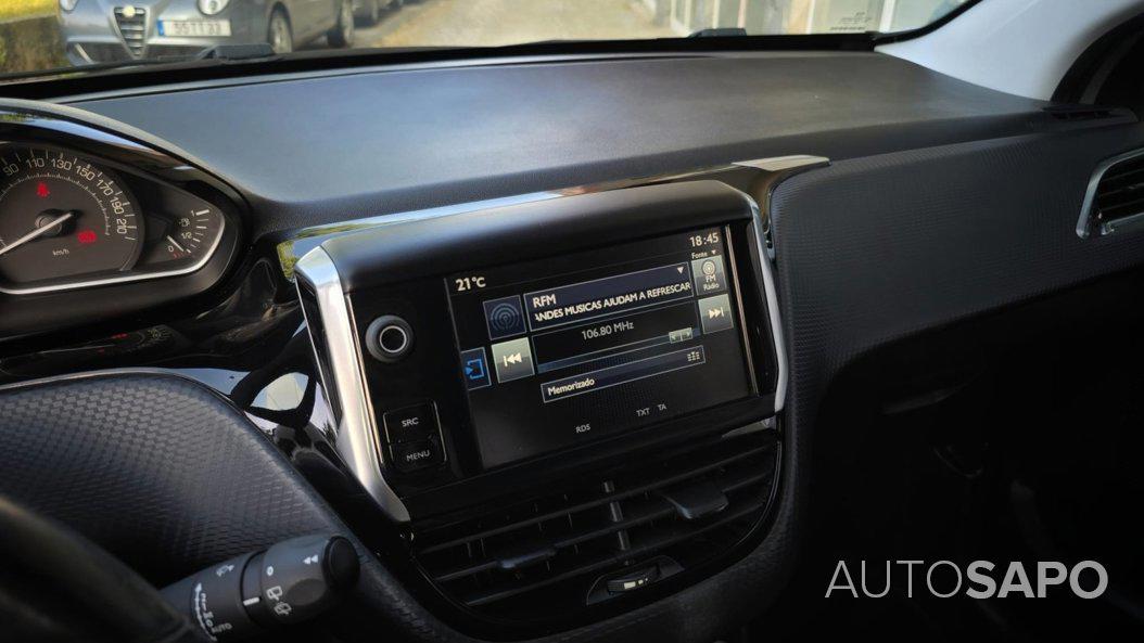 Peugeot 208 1.2 PureTech Style de 2017