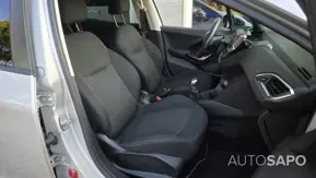 Peugeot 208 1.2 PureTech Style de 2017
