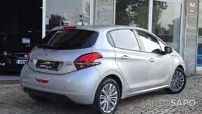 Peugeot 208 1.2 PureTech Style de 2017