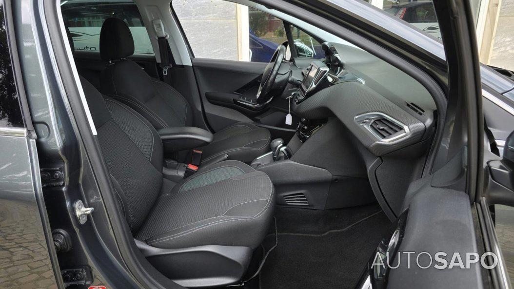 Peugeot 208 de 2017