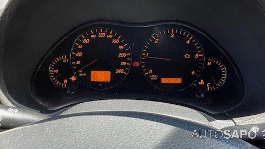 Toyota Avensis SD 2.0 D-4D de 2003