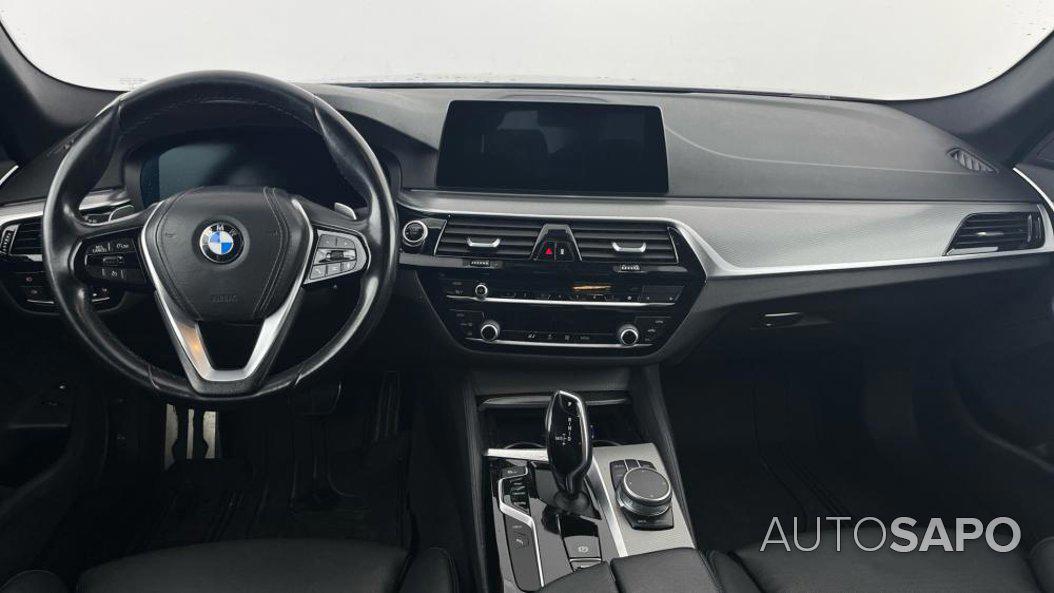 BMW Série 5 530 i Pack M Auto de 2021