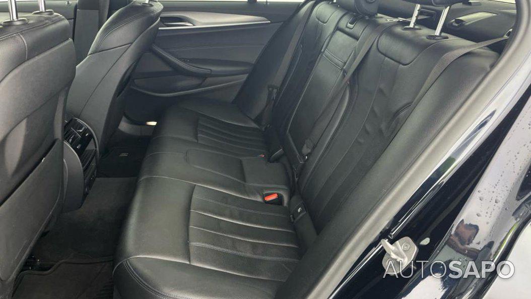 BMW Série 5 530 i Pack M Auto de 2021