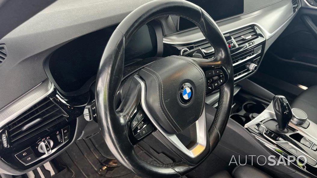 BMW Série 5 530 i Pack M Auto de 2021