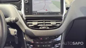 Peugeot 2008 1.2 PureTech Allure EAT6 de 2019