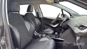 Peugeot 2008 1.2 PureTech Allure EAT6 de 2019