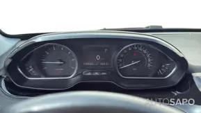 Peugeot 2008 1.2 PureTech Allure EAT6 de 2019
