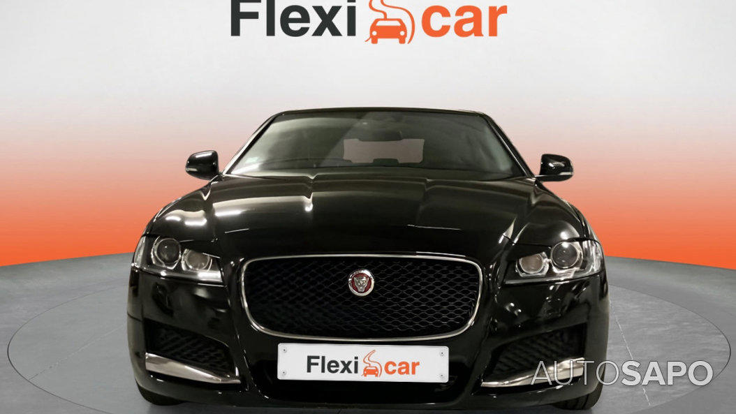Jaguar XF 2.0 D Prestige Aut. de 2015