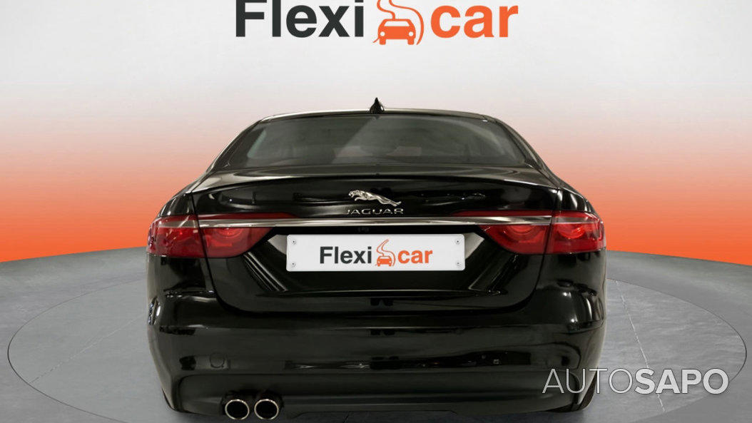 Jaguar XF 2.0 D Prestige Aut. de 2015