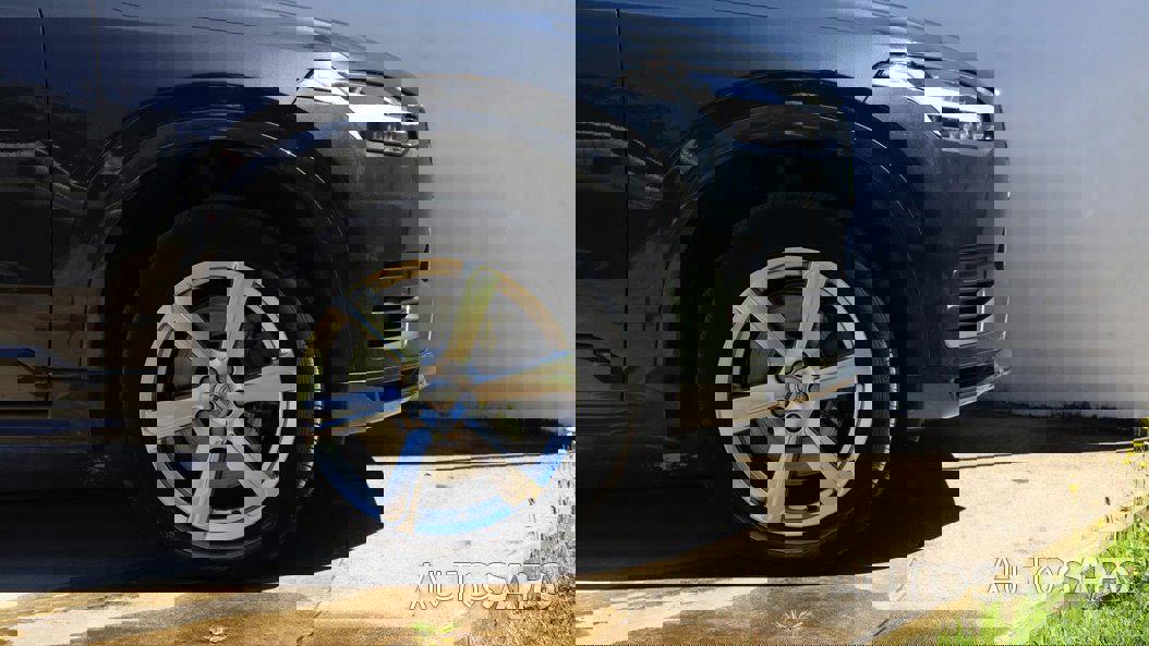 Volvo XC90 2.0 T8 PHEV Momentum Plus AWD de 2020