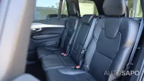 Volvo XC90 2.0 T8 PHEV Momentum Plus AWD de 2020