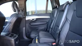 Volvo XC90 2.0 T8 PHEV Momentum Plus AWD de 2020