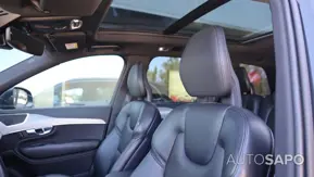 Volvo XC90 2.0 T8 PHEV Momentum Plus AWD de 2020