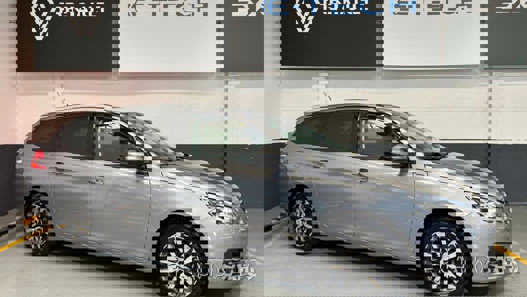 Peugeot 308 1.2 PureTech Style de 2021