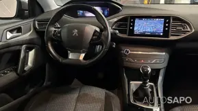 Peugeot 308 1.2 PureTech Style de 2021